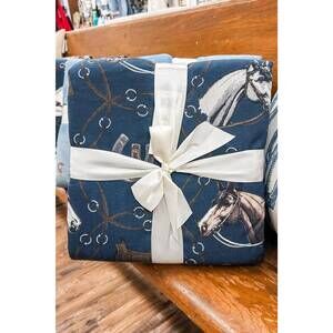 NEW HIEND ACCENTS saratoga teddy backed throw in blue